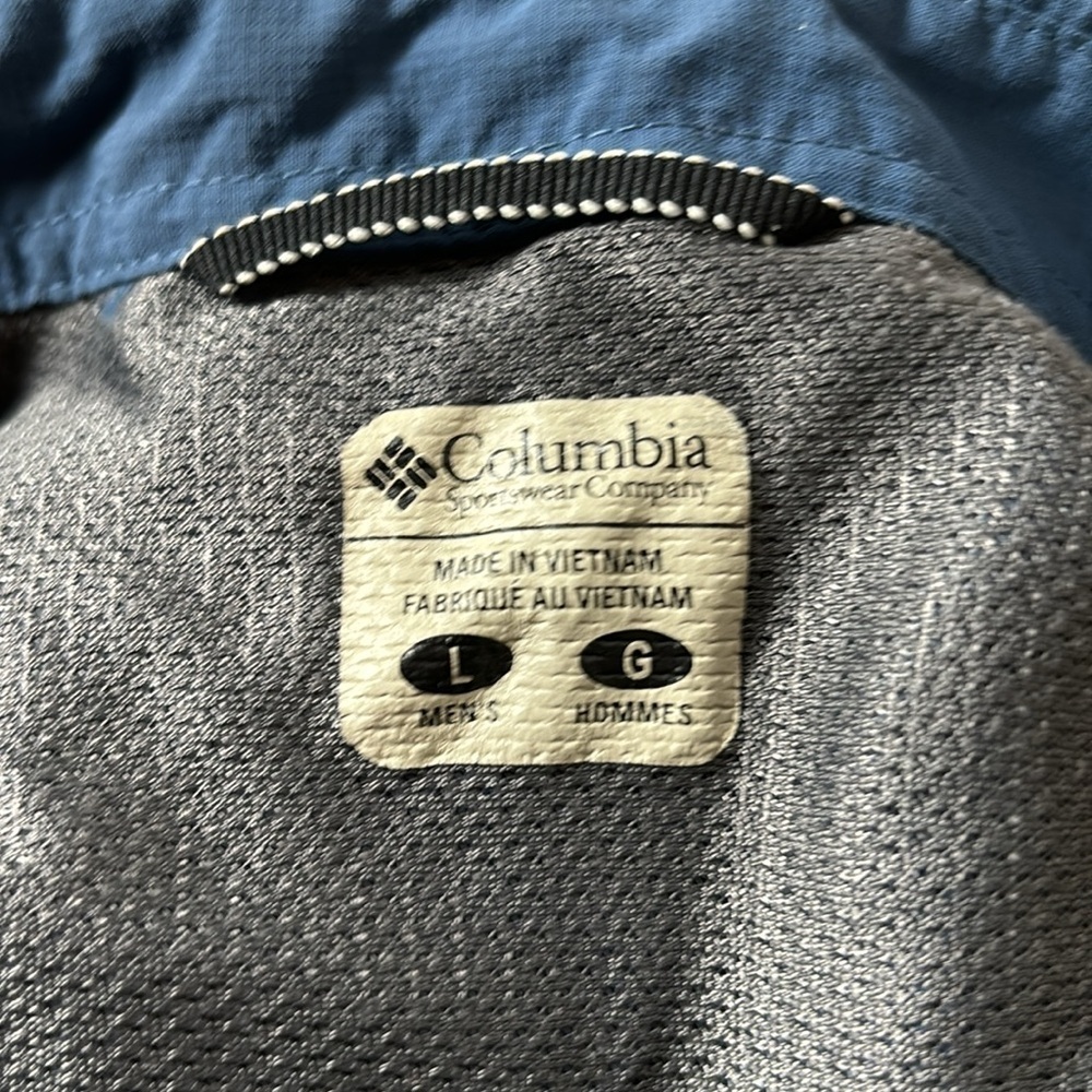 Columbia Titanium Mens Button Down Shirt - Picture 5 of 5